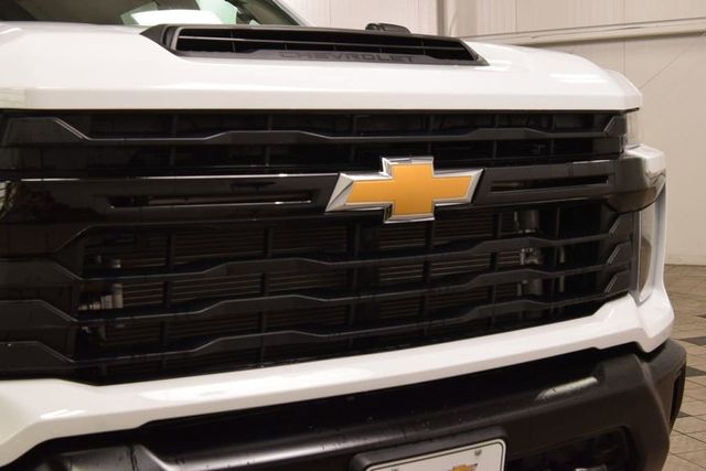 2026 Chevrolet Silverado 3500 HD Chassis Cab Work Truck - 23012379 - 5