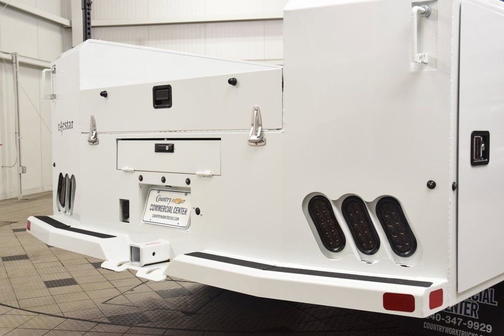 2026 Chevrolet Silverado 3500 HD Chassis Cab Work Truck - 23012382 - 17