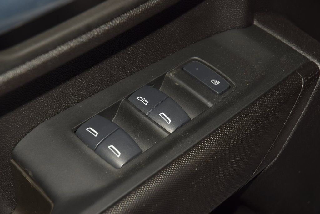 2026 Chevrolet Silverado 3500 HD Chassis Cab Work Truck - 23012382 - 40