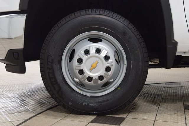 2026 Chevrolet Silverado 3500 HD Chassis Cab Work Truck - 23012384 - 16