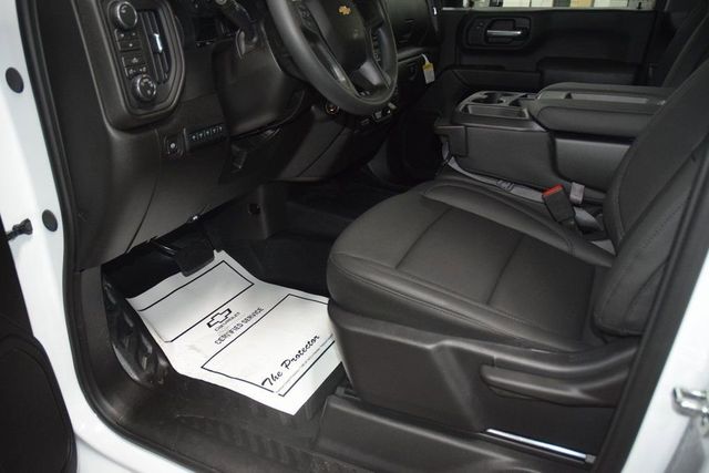 2026 Chevrolet Silverado 3500 HD Chassis Cab Work Truck - 23012384 - 28