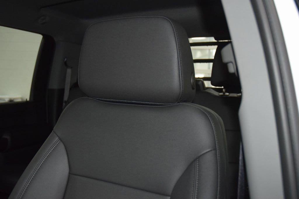 2026 Chevrolet Silverado 3500 HD Chassis Cab Work Truck - 23012384 - 30