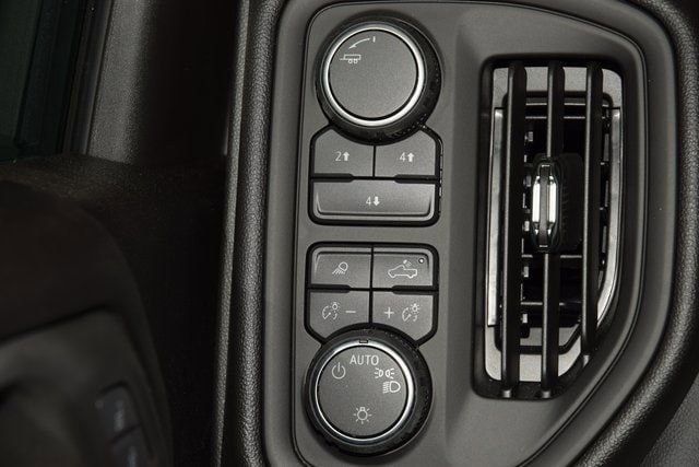 2026 Chevrolet Silverado 3500 HD Chassis Cab Work Truck - 23012388 - 24