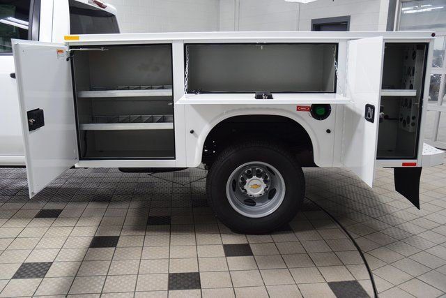 2026 Chevrolet Silverado 3500 HD Chassis Cab Work Truck - 23012388 - 39