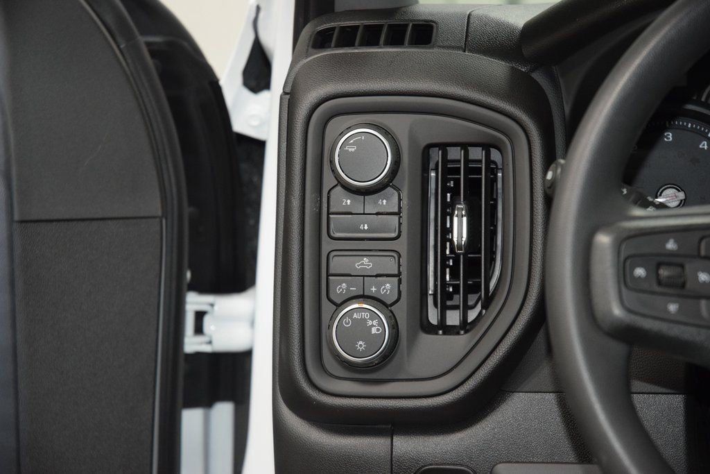 2026 Chevrolet Silverado 3500 HD Chassis Cab Work Truck - 23012390 - 25