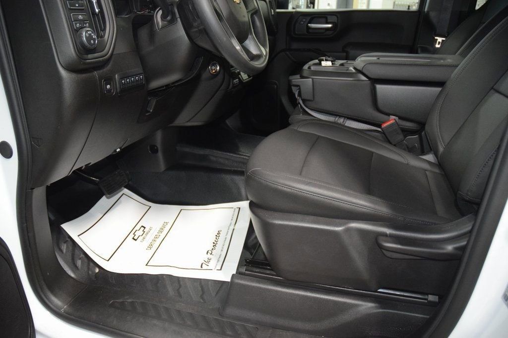 2026 Chevrolet Silverado 3500 HD Chassis Cab Work Truck - 23012390 - 28