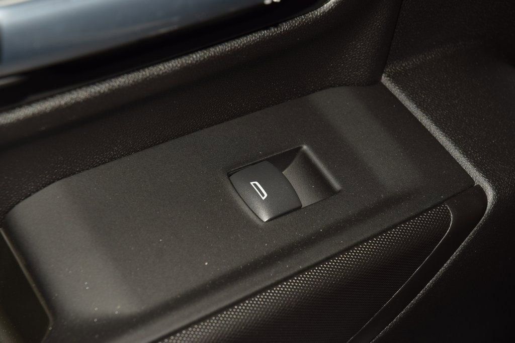 2026 Chevrolet Silverado 3500 HD Chassis Cab Work Truck - 23012390 - 33