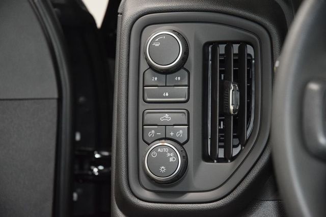 2026 Chevrolet Silverado 3500 HD Chassis Cab Work Truck - 23012391 - 29