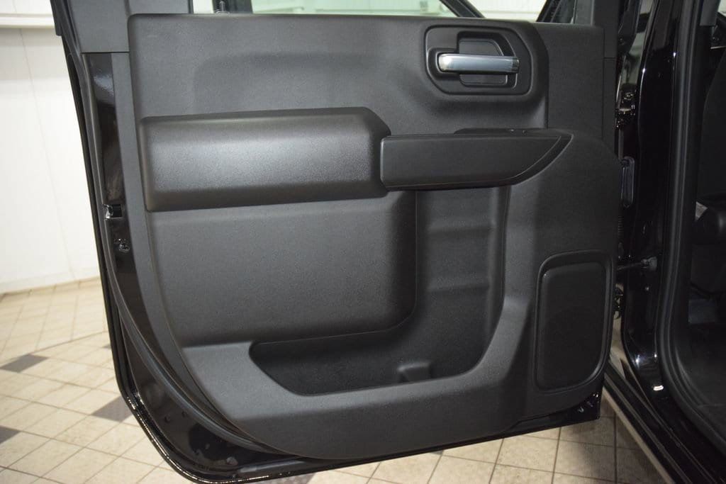 2026 Chevrolet Silverado 3500 HD Chassis Cab Work Truck - 23012391 - 36