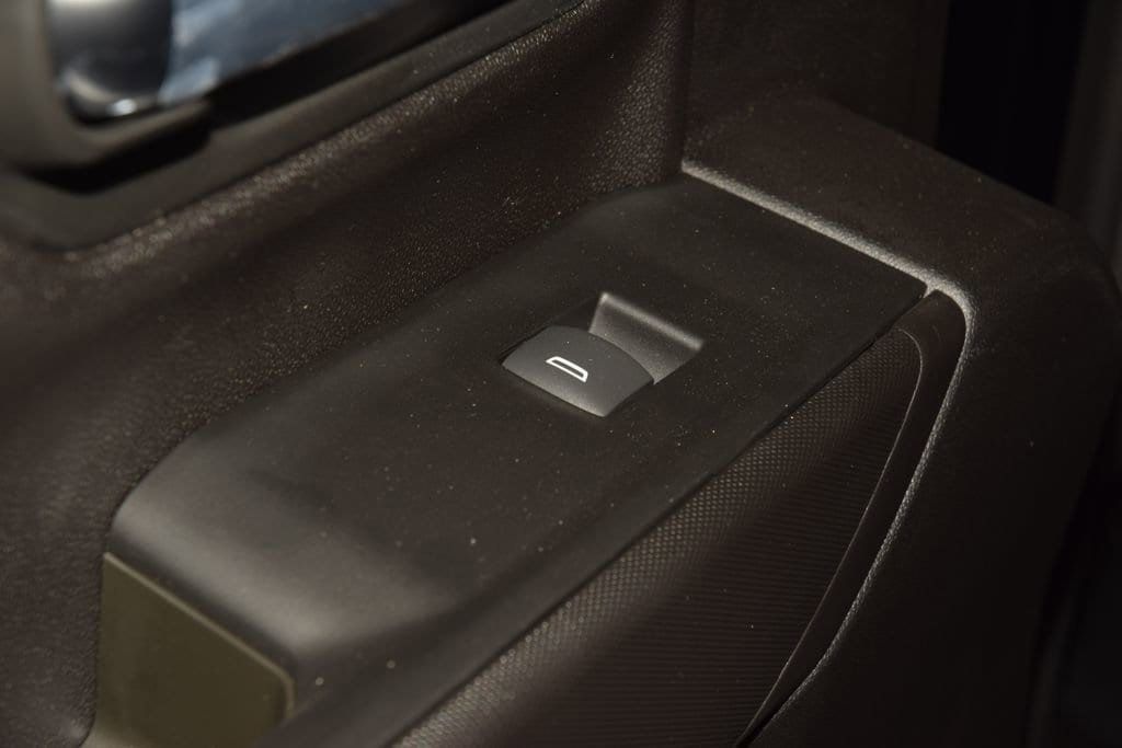 2026 Chevrolet Silverado 3500 HD Chassis Cab Work Truck - 23012391 - 37