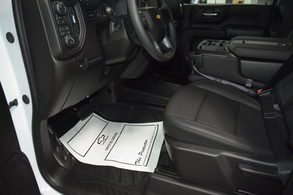 2026 Chevrolet Silverado 3500 HD Chassis Cab Work Truck - 23012394 - 33