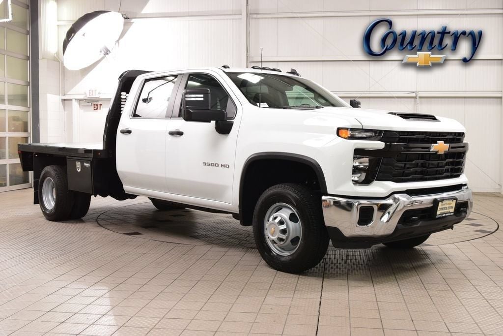 2026 Chevrolet Silverado 3500 HD Chassis Cab Work Truck - 23041876 | Video 1