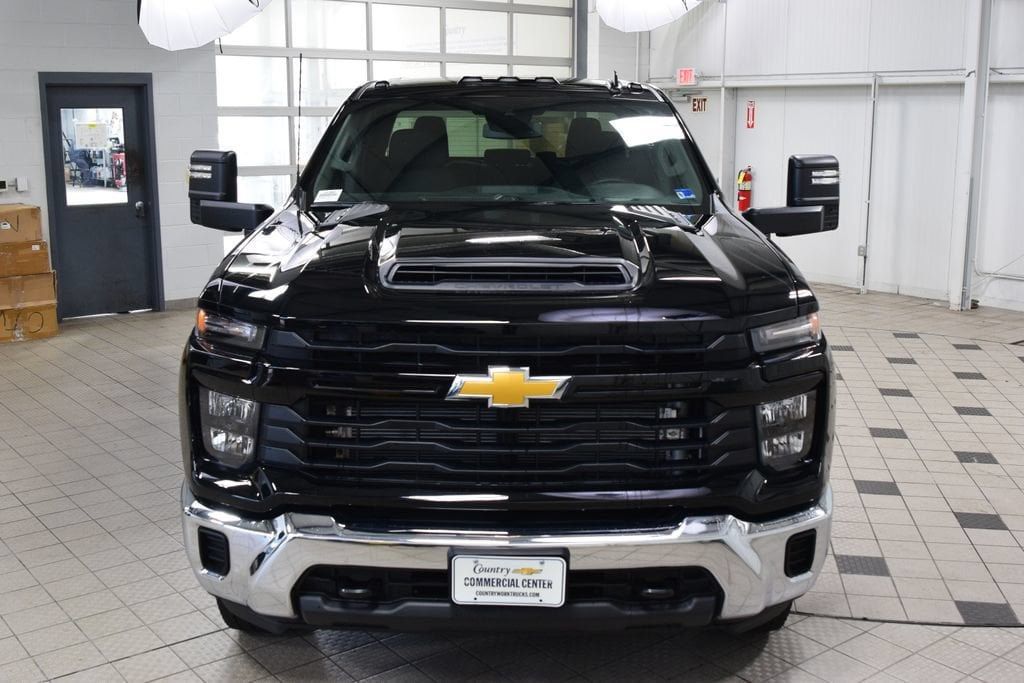2026 Chevrolet Silverado 3500 HD Chassis Cab Work Truck - 23041877 - 1