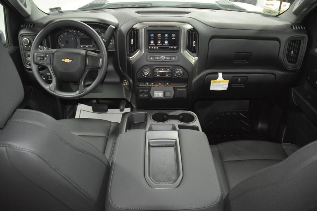 2026 Chevrolet Silverado 3500 HD Chassis Cab Work Truck - 23042455 - 23