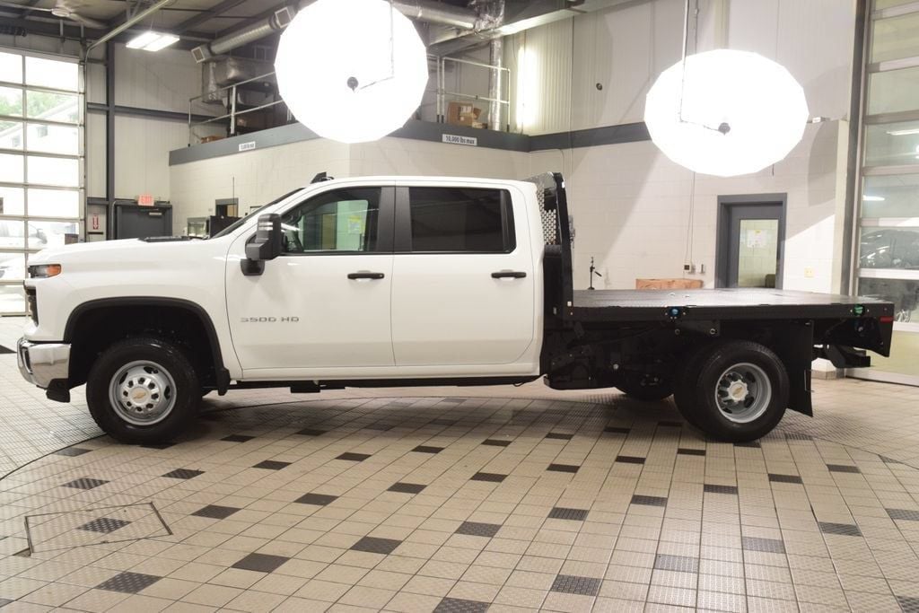 2026 Chevrolet Silverado 3500 HD Chassis Cab Work Truck - 23042455 - 2
