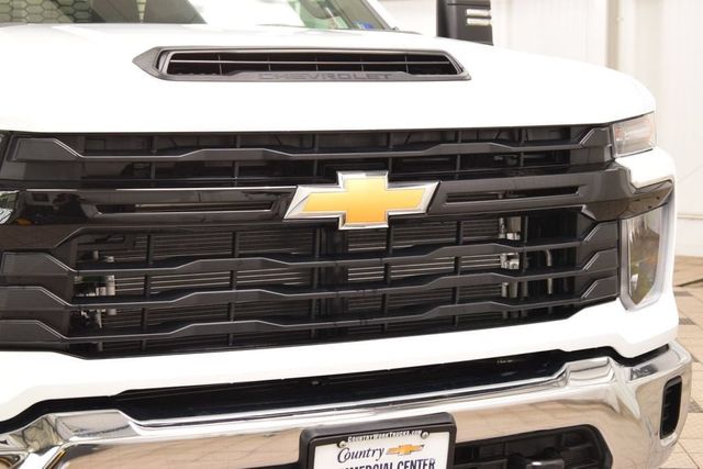 2026 Chevrolet Silverado 3500 HD Chassis Cab Work Truck - 23042455 - 5