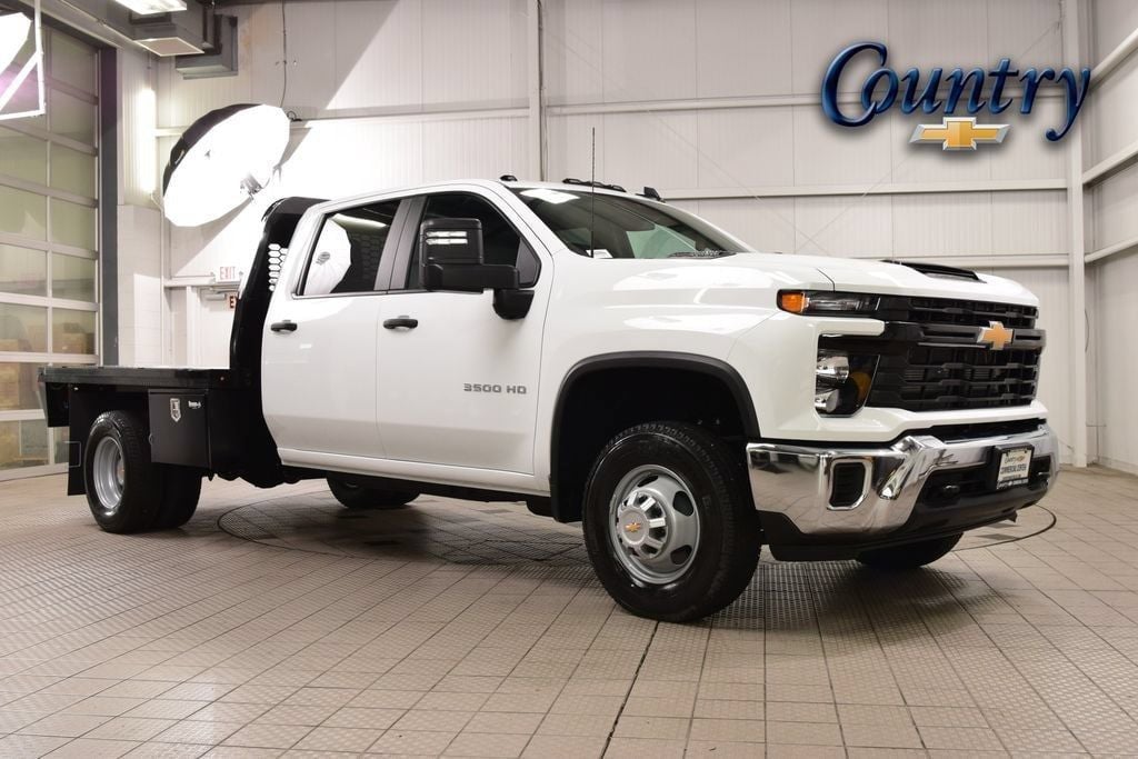 2026 Chevrolet Silverado 3500 HD Chassis Cab Work Truck - 23042456 | Video 1