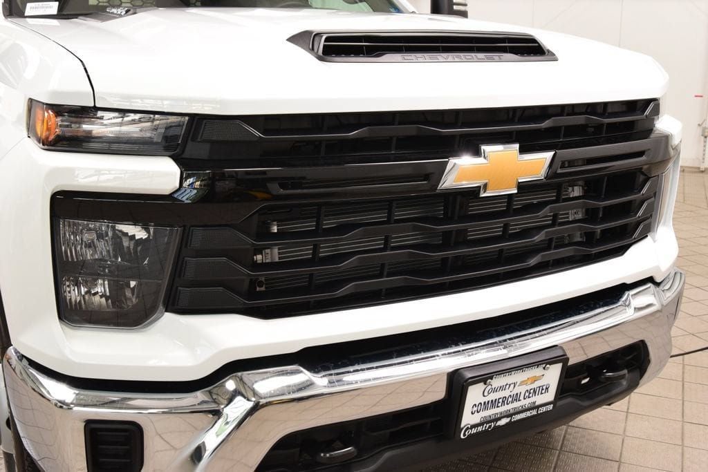 2026 Chevrolet Silverado 3500 HD Chassis Cab Work Truck - 23042457 - 7
