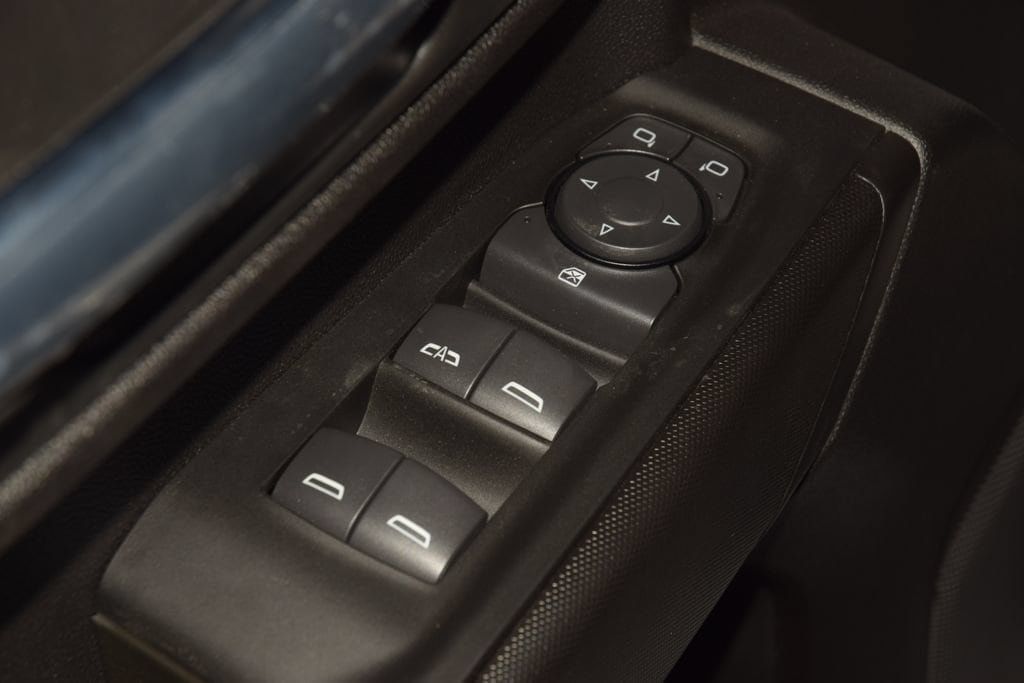 2026 Chevrolet Silverado 3500 HD Chassis Cab Work Truck - 23042459 - 40