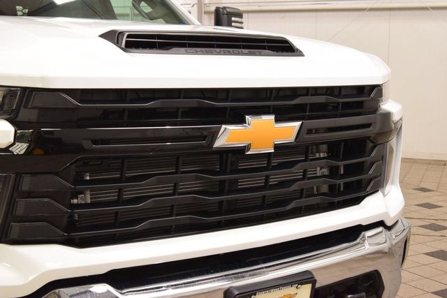 2026 Chevrolet Silverado 3500 HD Chassis Cab Work Truck - 23042459 - 5