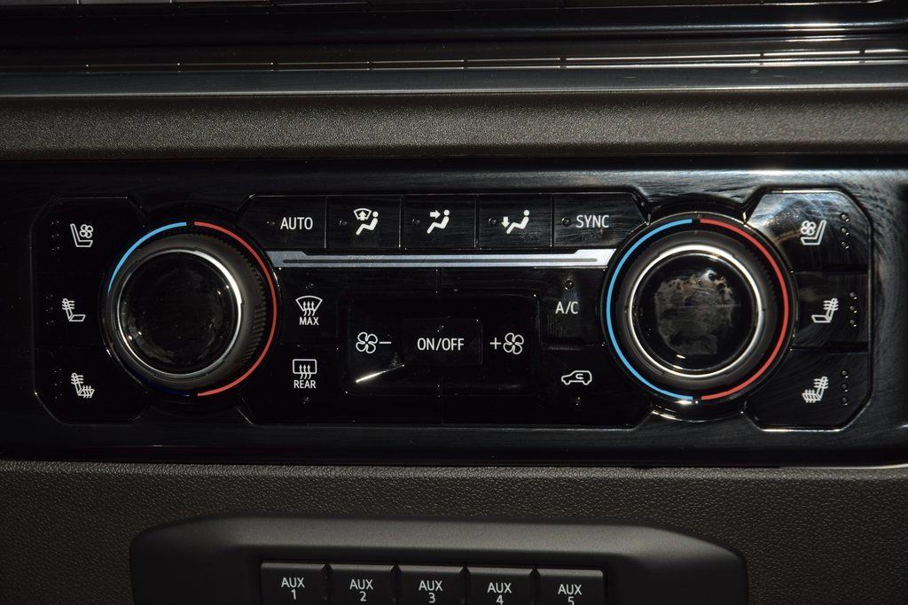 2026 Chevrolet Silverado 3500HD 4WD Crew Cab 172" High Country - 23012353 - 34