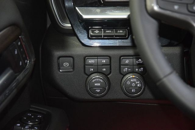 2026 Chevrolet Silverado 3500HD 4WD Crew Cab 172" High Country - 23012353 - 38