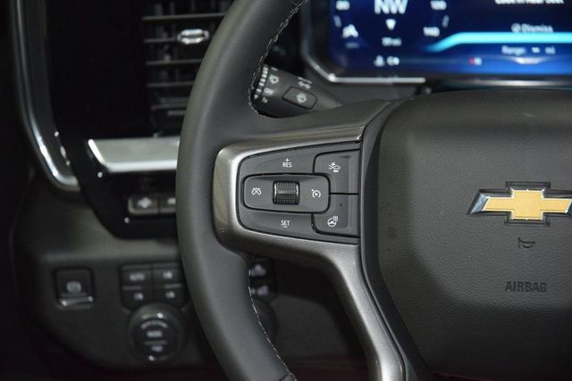 2026 Chevrolet Silverado 3500HD 4WD Crew Cab 172" High Country - 23012353 - 40