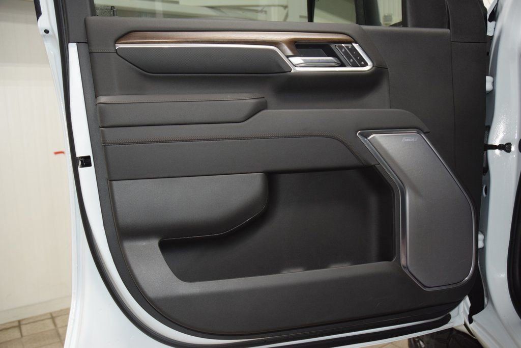 2026 Chevrolet Silverado 3500HD 4WD Crew Cab 172" High Country - 23012353 - 50