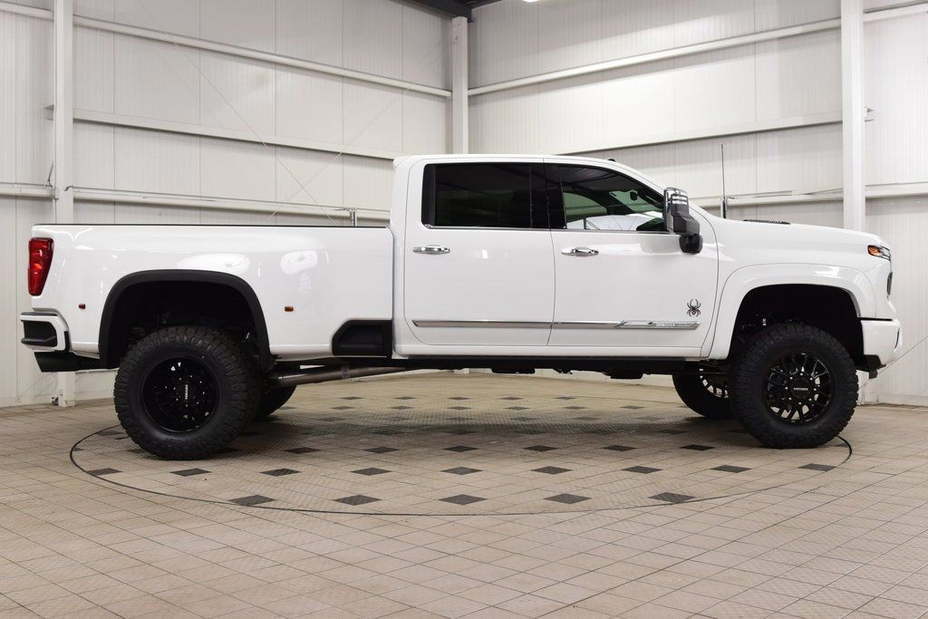 2026 Chevrolet Silverado 3500HD 4WD Crew Cab 172" High Country - 23012353 - 8