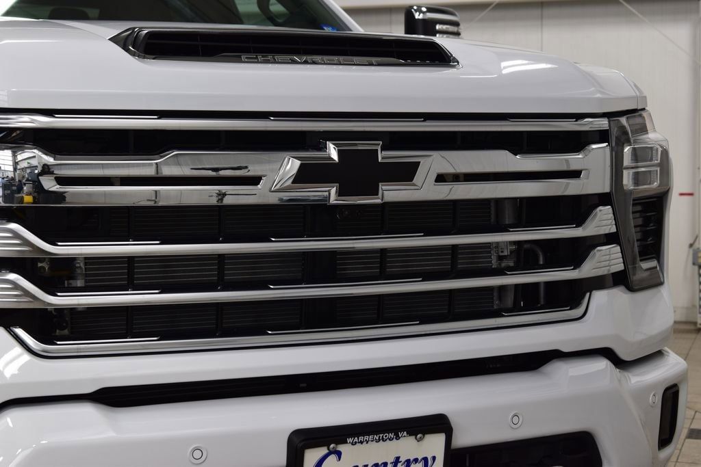 2026 Chevrolet Silverado 3500HD 4WD Crew Cab 172" High Country - 23012356 - 10