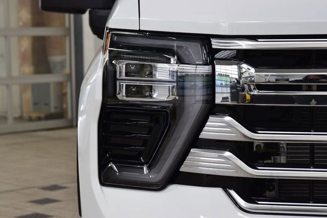 2026 Chevrolet Silverado 3500HD 4WD Crew Cab 172" High Country - 23012356 - 11