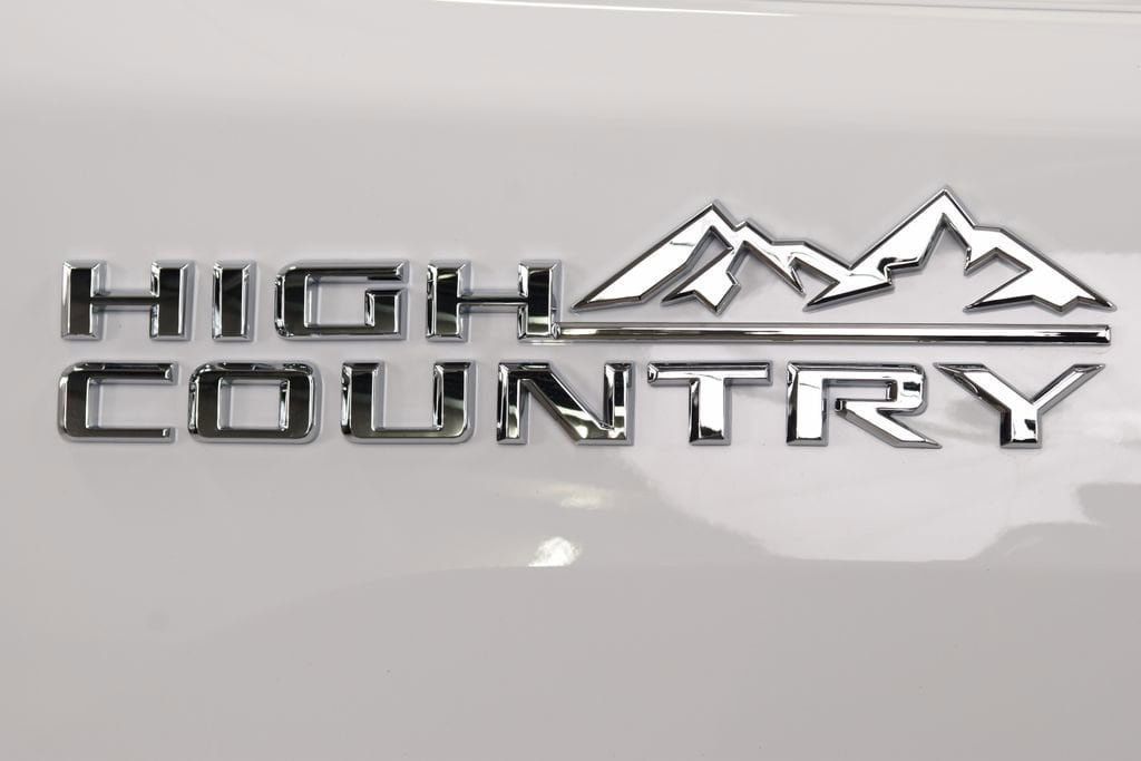 2026 Chevrolet Silverado 3500HD 4WD Crew Cab 172" High Country - 23012356 - 17