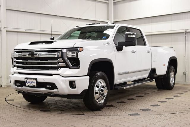2026 Chevrolet Silverado 3500HD 4WD Crew Cab 172" High Country - 23012356 - 2
