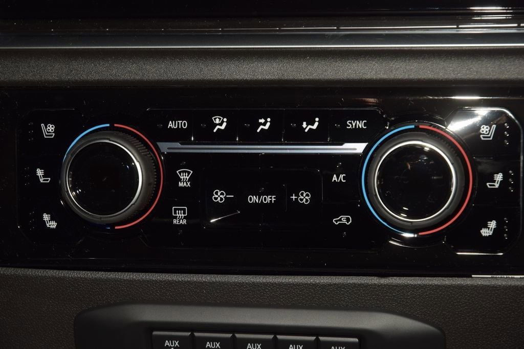 2026 Chevrolet Silverado 3500HD 4WD Crew Cab 172" High Country - 23012356 - 34