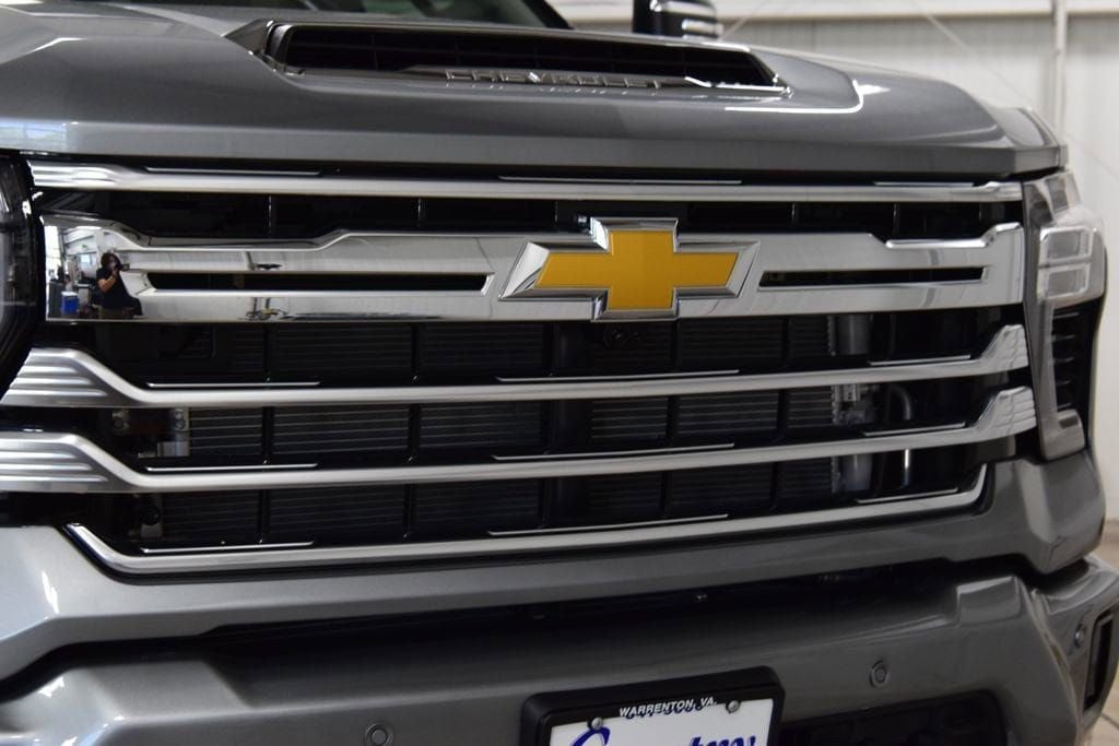 2026 Chevrolet Silverado 3500HD 4WD Crew Cab 172" High Country - 23015288 - 10
