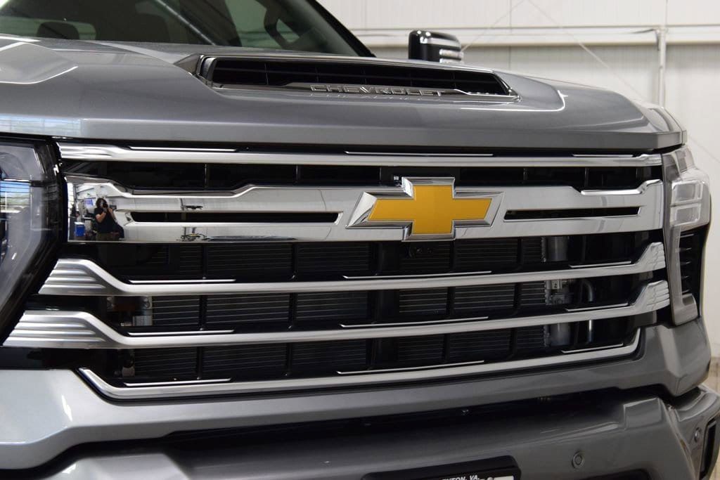 2026 Chevrolet Silverado 3500HD 4WD Crew Cab 172" High Country - 23015288 - 11