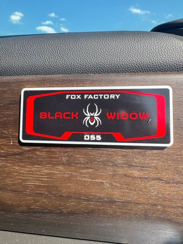 2026 Chevrolet Silverado 3500HD 4WD Crew Cab 172" High Country - 23015288 - 11