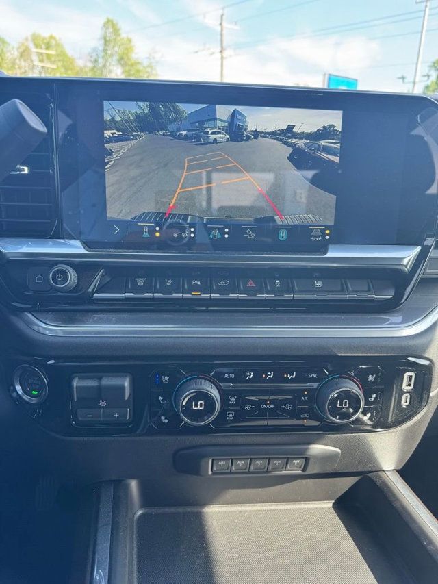 2026 Chevrolet Silverado 3500HD 4WD Crew Cab 172" High Country - 23015288 - 13