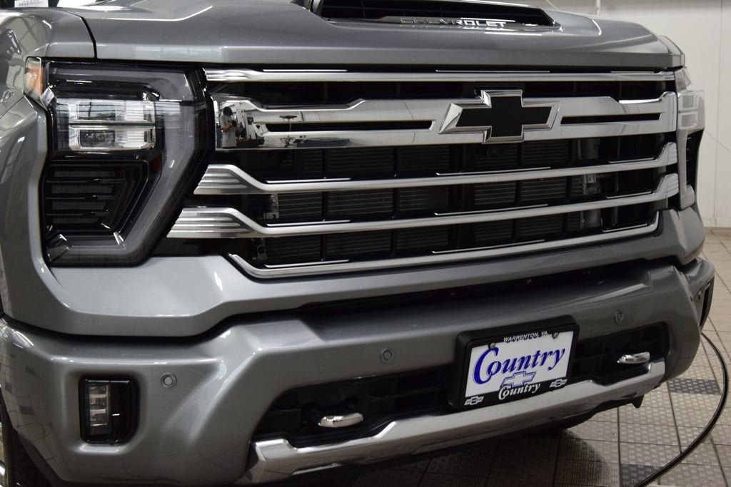 2026 Chevrolet Silverado 3500HD 4WD Crew Cab 172" High Country - 23037642 - 12
