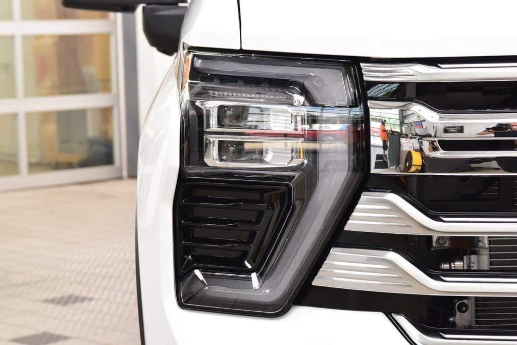 2026 Chevrolet Silverado 3500HD 4WD Crew Cab 172" High Country - 23039346 - 11