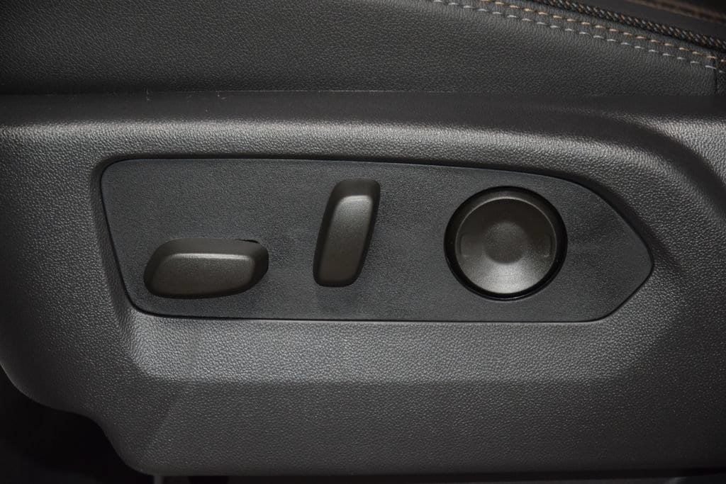 2026 Chevrolet Silverado 3500HD 4WD Crew Cab 172" High Country - 23039346 - 44