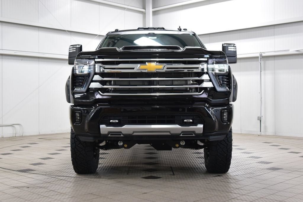 2026 Chevrolet Silverado 3500HD 4WD Crew Cab 172" High Country - 23052470 - 1