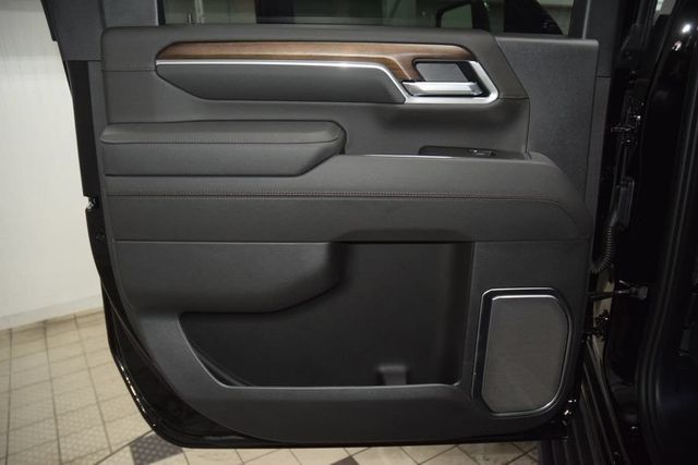 2026 Chevrolet Silverado 3500HD 4WD Crew Cab 172" High Country - 23052470 - 50