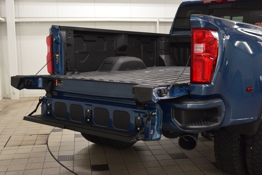 2026 Chevrolet Silverado 3500HD 4WD Crew Cab 172" High Country - 23078902 - 27