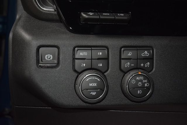 2026 Chevrolet Silverado 3500HD 4WD Crew Cab 172" High Country - 23078902 - 38