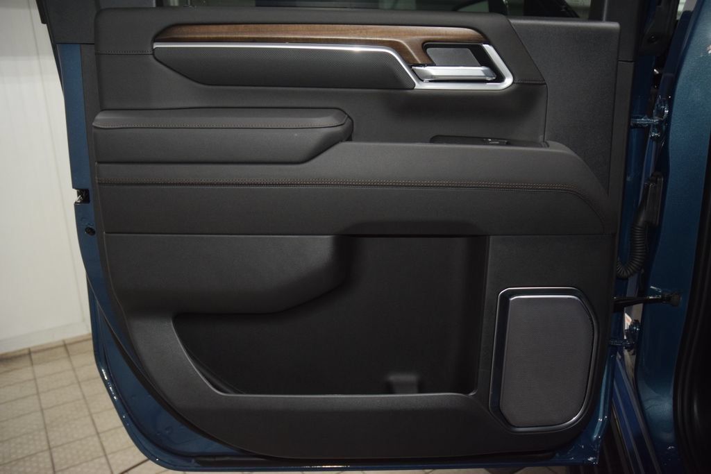 2026 Chevrolet Silverado 3500HD 4WD Crew Cab 172" High Country - 23078902 - 51