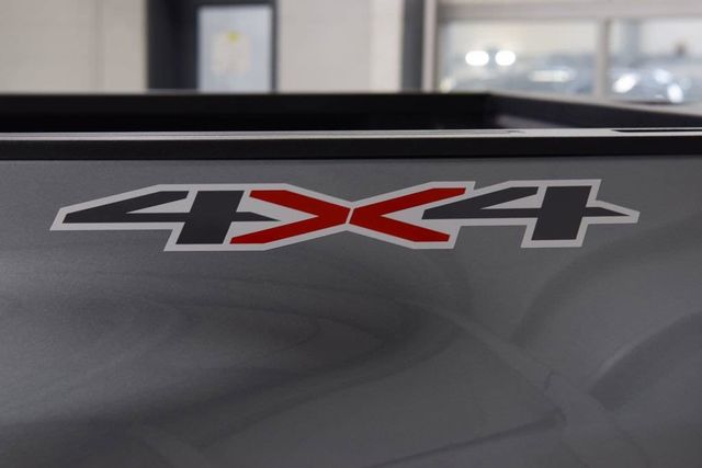 2026 Chevrolet Silverado 3500HD 4WD Crew Cab 172" LT - 23012357 - 28