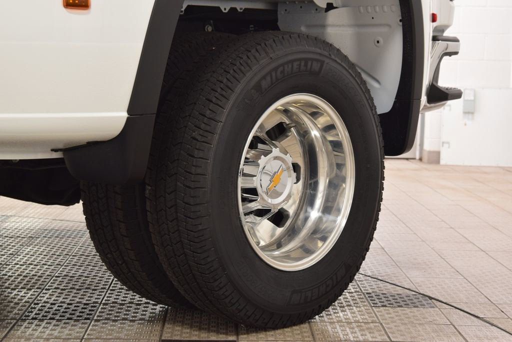 2026 Chevrolet Silverado 3500HD 4WD Crew Cab 172" LT - 23012358 - 30