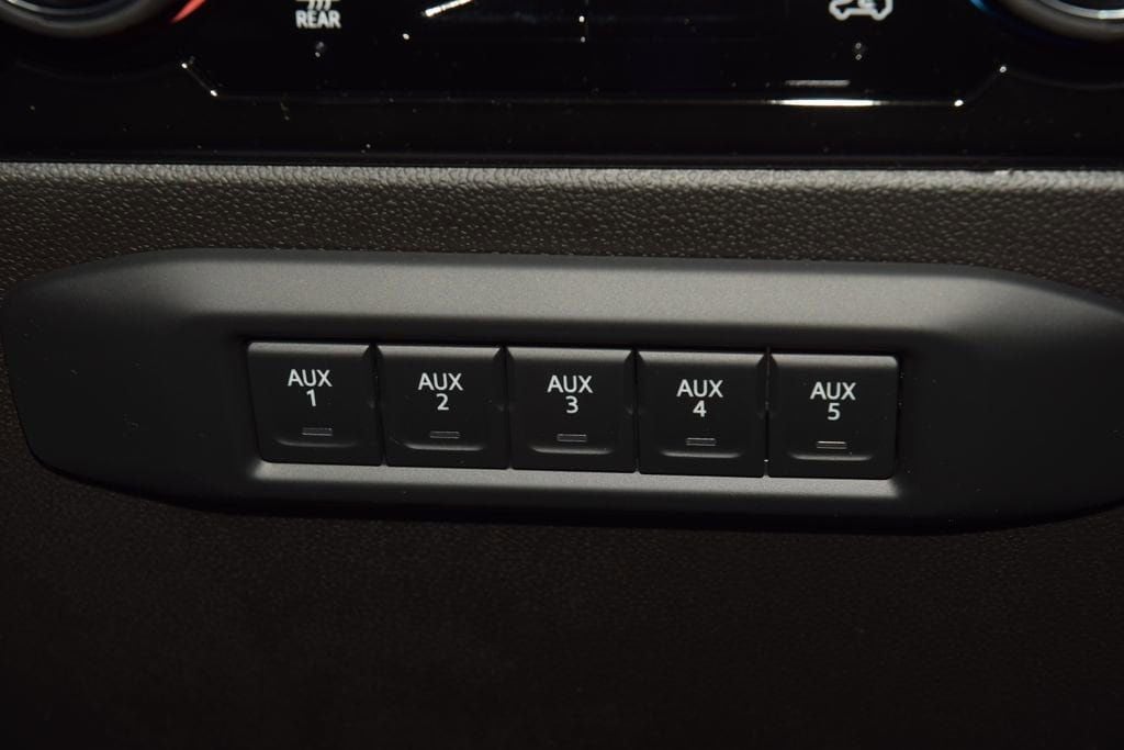 2026 Chevrolet Silverado 3500HD 4WD Crew Cab 172" LT - 23012358 - 36