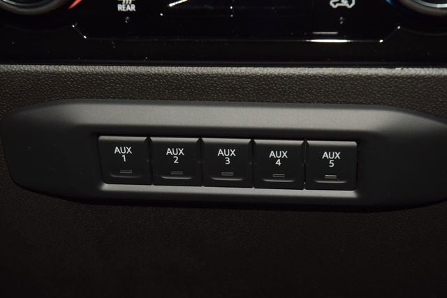 2026 Chevrolet Silverado 3500HD 4WD Crew Cab 172" LT - 23012358 - 36